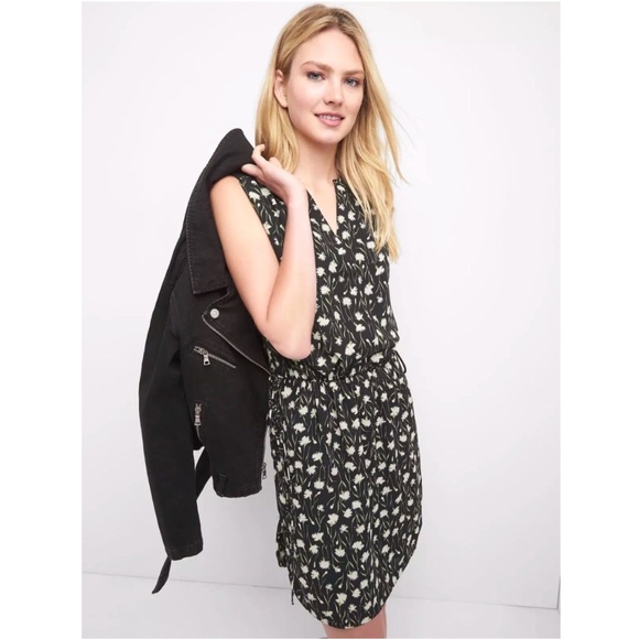 GAP Dresses & Skirts - NWOT Gap Sleeveless Blouson Floral Tie-Waist Dress